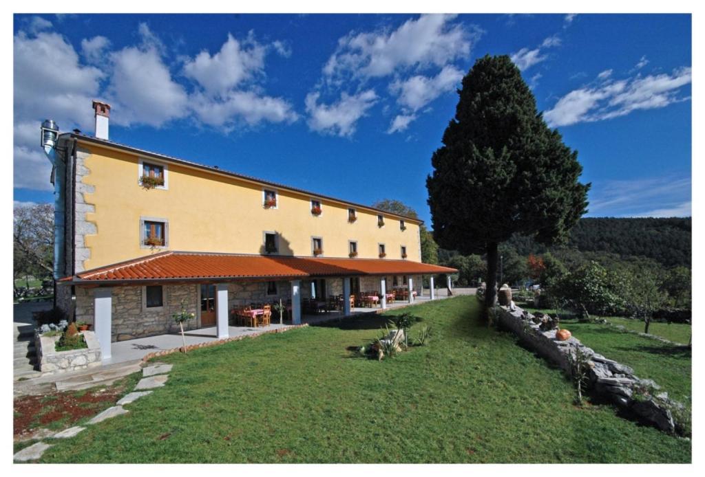 Villa Calussovo Ripenda Kras Exteriér fotografie