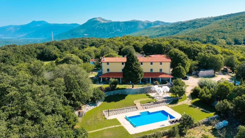 Villa Calussovo Ripenda Kras Exteriér fotografie